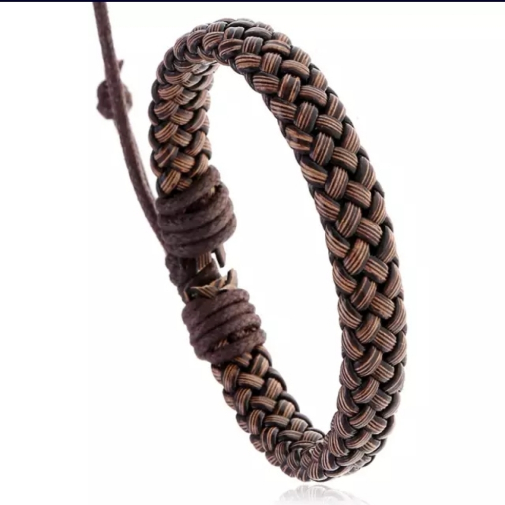 Synthetic leather bracelet